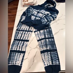 🌸 Tye-Dye Blue Sweatsuit Size M Tall Pants and Zip Up Hoodie🌸